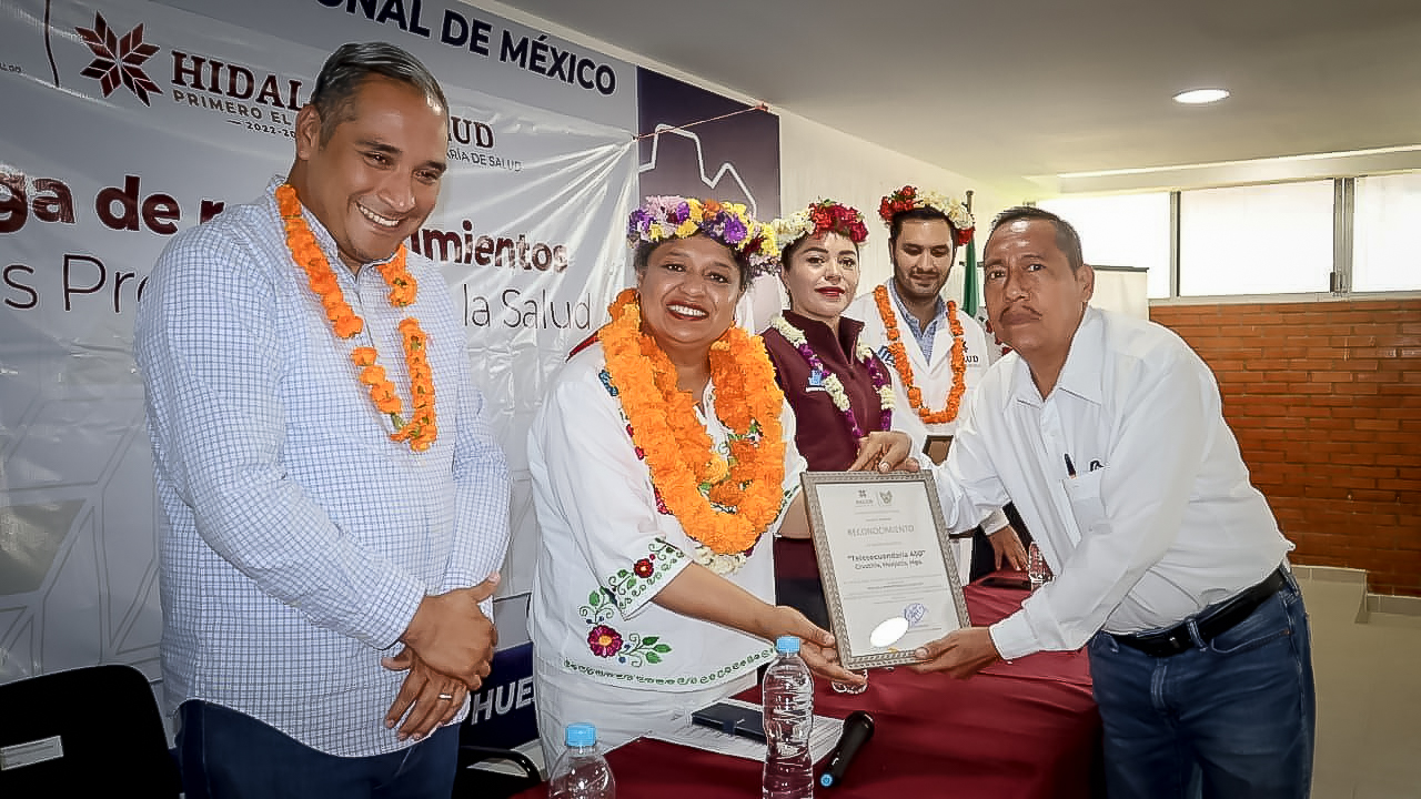 Reciben 18 Escuelas De La Huasteca Reconocimiento Como Promotoras De La