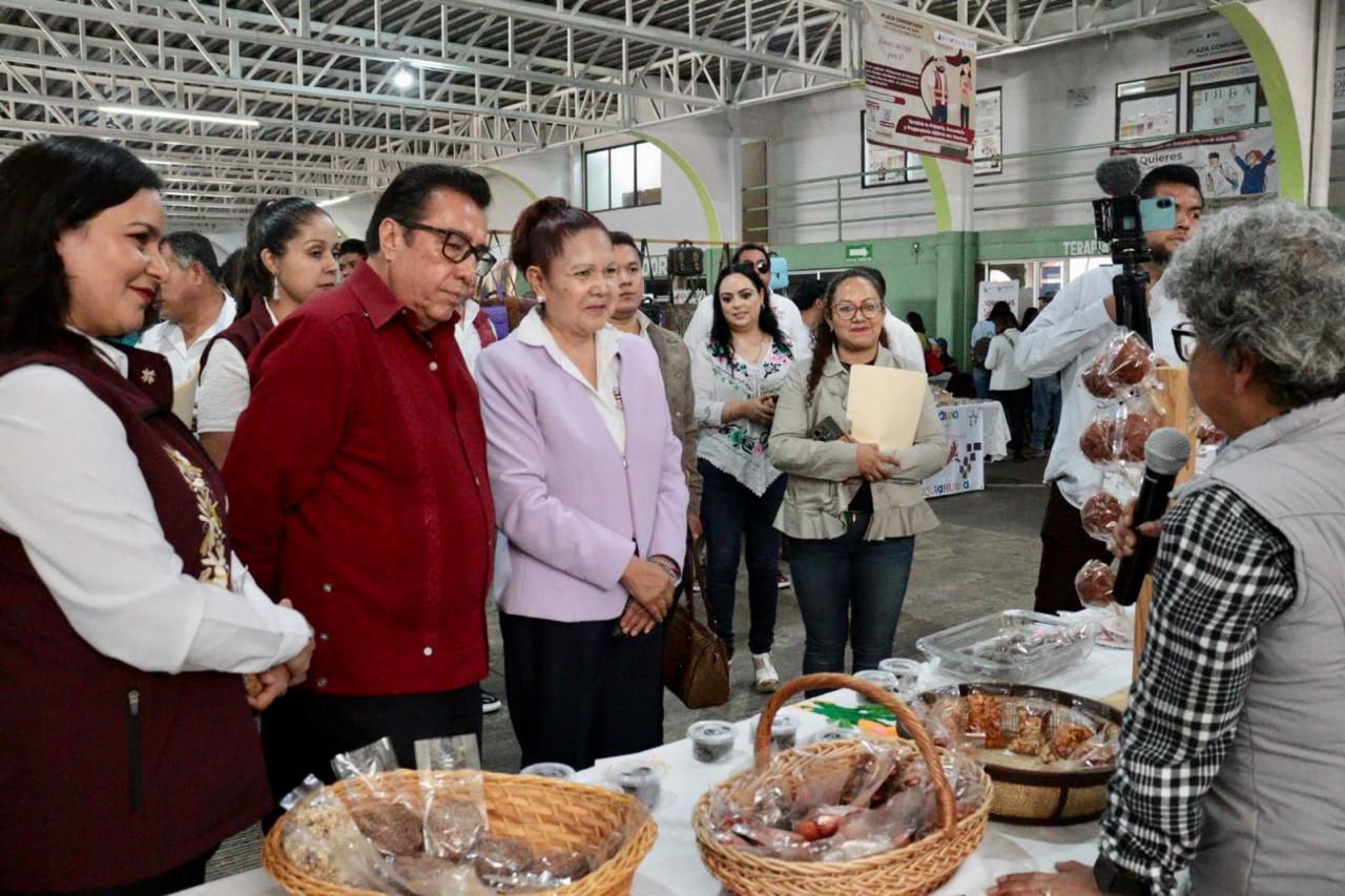 Acercan opciones de trabajo a buscadores de empleo en Tlaxcoapan