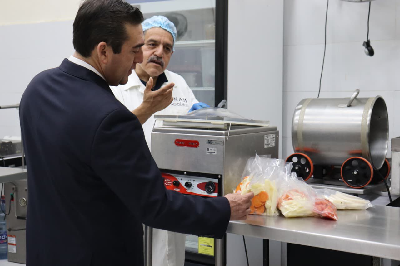 Signa Saderh convenio con la FES Aragón de la UNAM