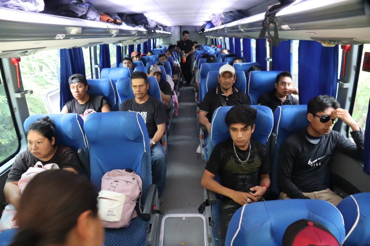 Colocan a 42 trabajadores agrícolas en empresas de Jalisco y Sonora