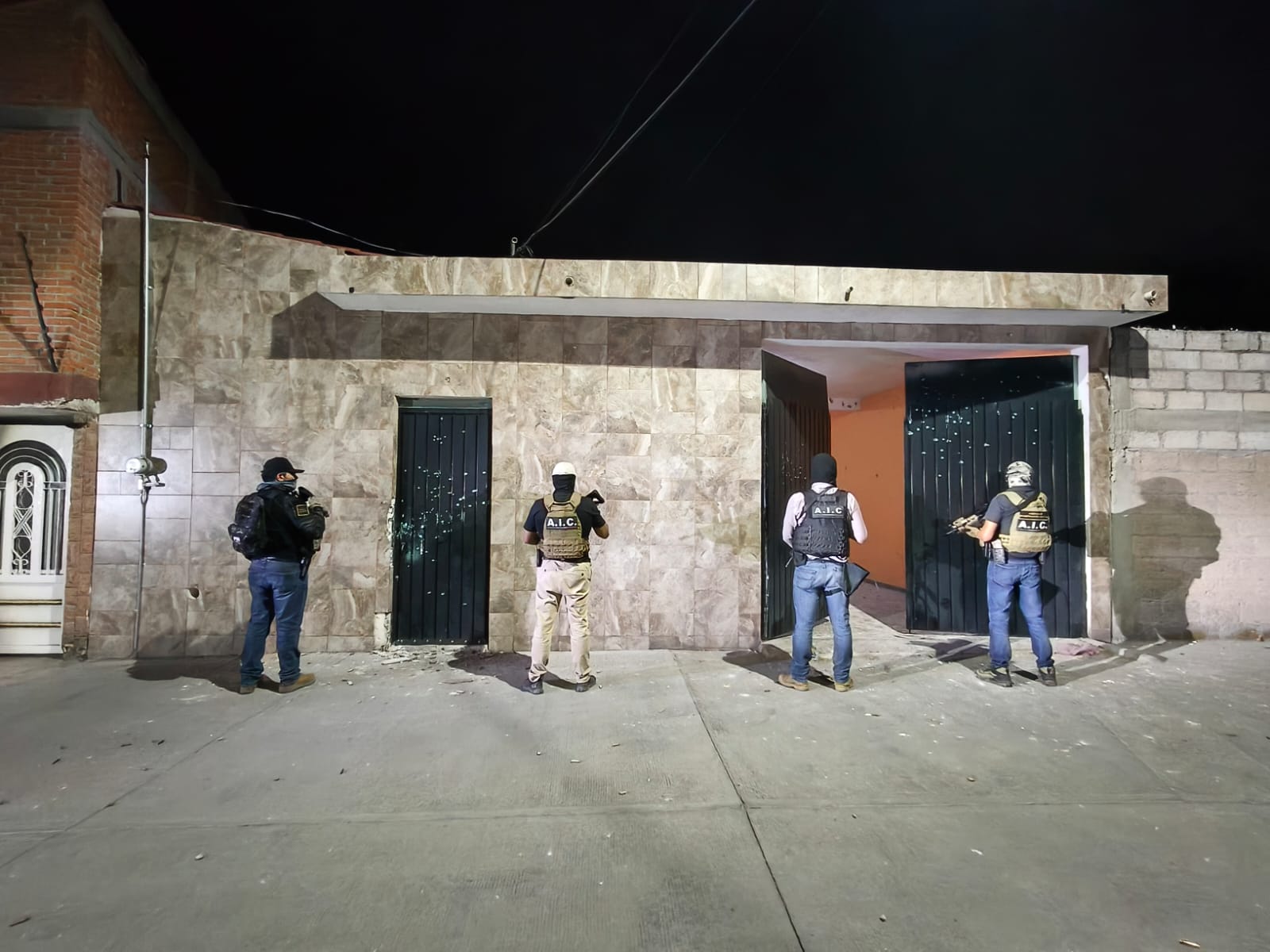 Elementos de la AIC de la PGJEH responden a agresión con disparos de arma de fuego y abaten a agresores