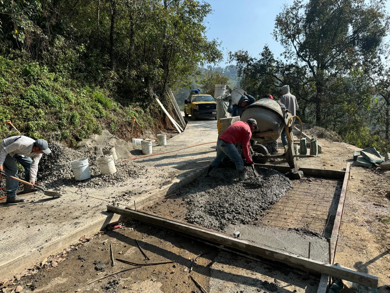 SIPDUS impulsa la conectividad en Lolotla con acceso a comunidades 