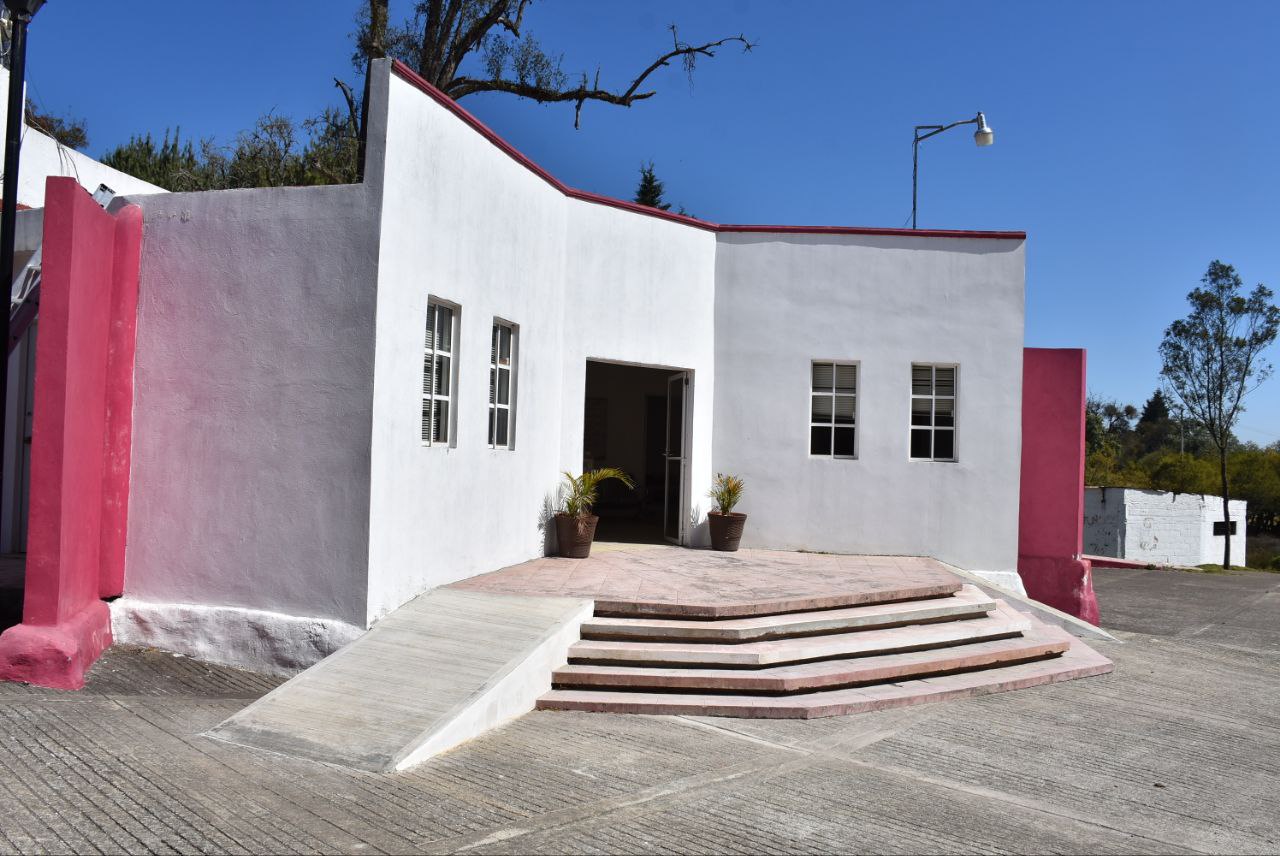 Gobierno de Hidalgo invierte casi un millón de pesos en infraestructura para atención de personas mayores