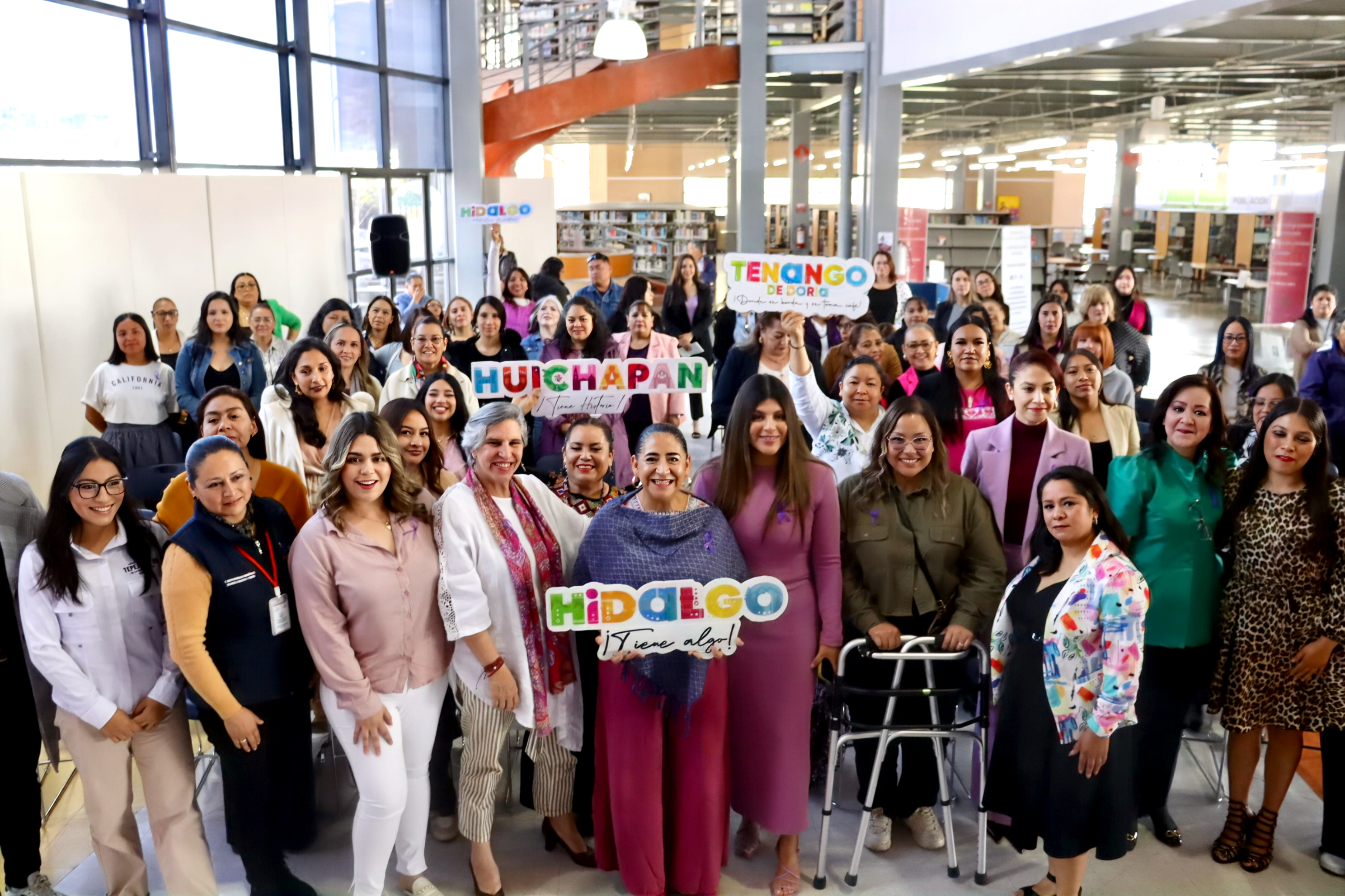 Conversatorio Mujeres que transforman el turismo