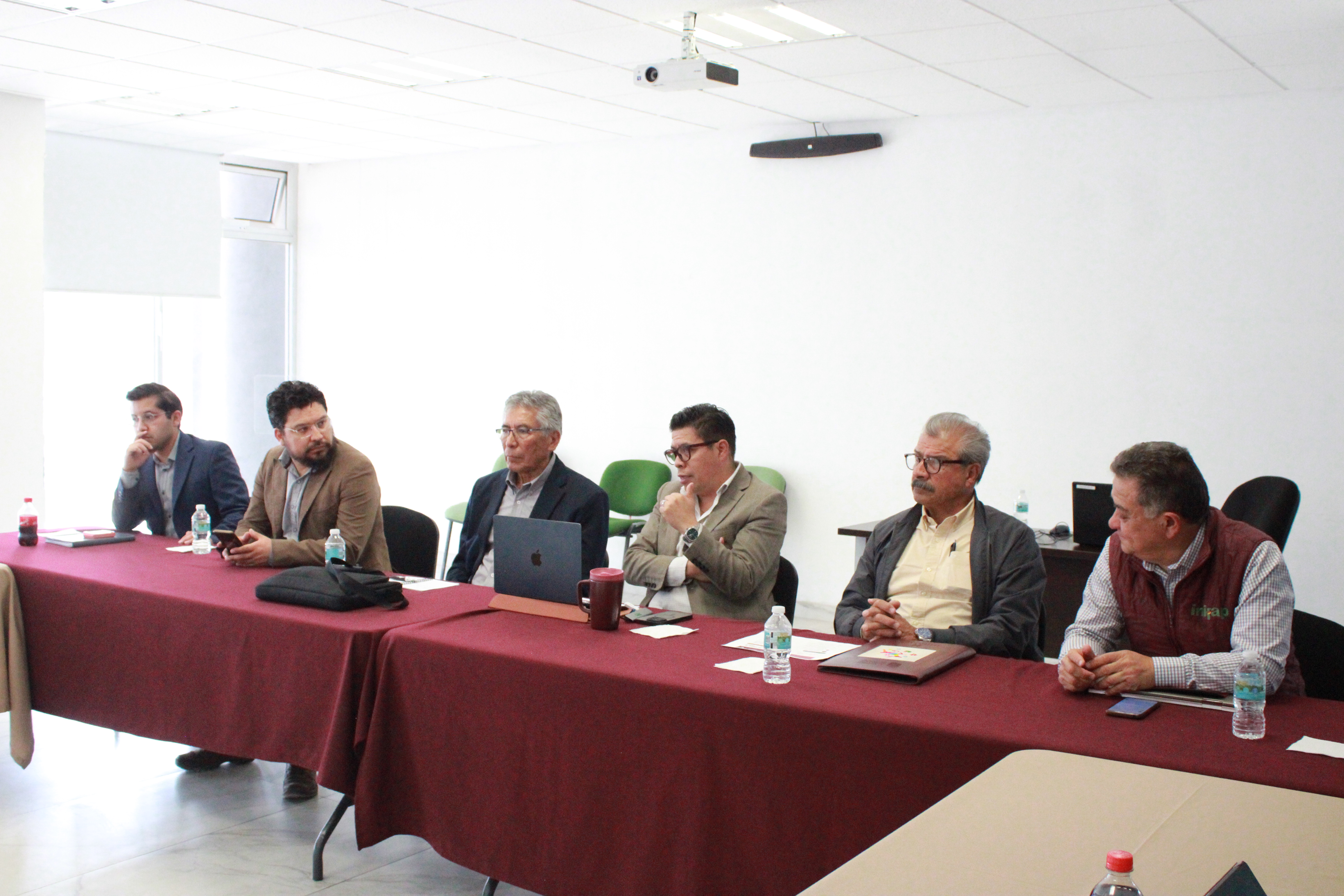 Con trabajo conjunto, DESCTI e INIFAP buscan atender retos actuales en materia alimentaria