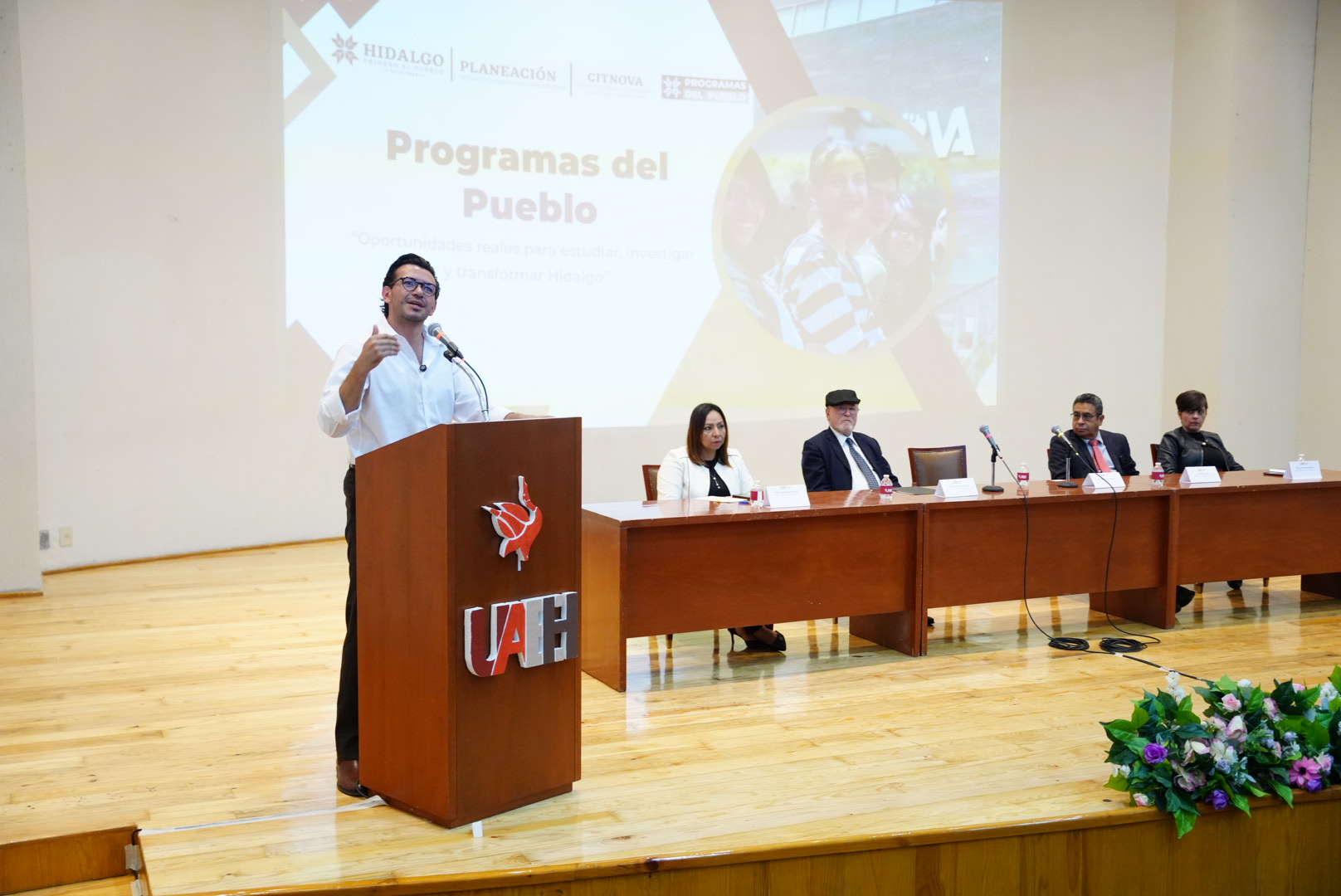 Invitan a participar en convocatoria de Becas de Posgrado 2026 a comunidad de la UAEH