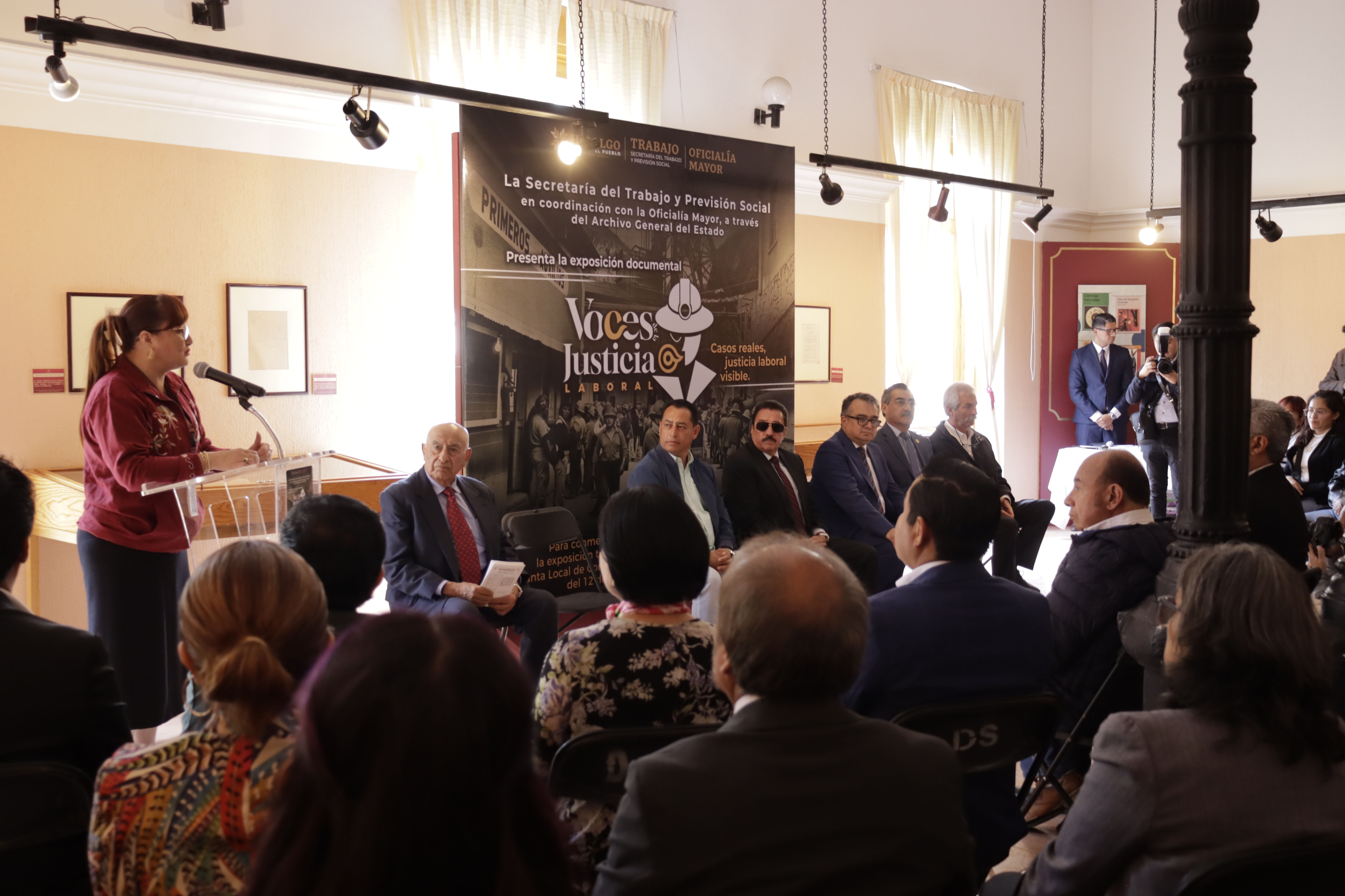 Inauguran exposición documental “Voces de la Justicia Laboral”
