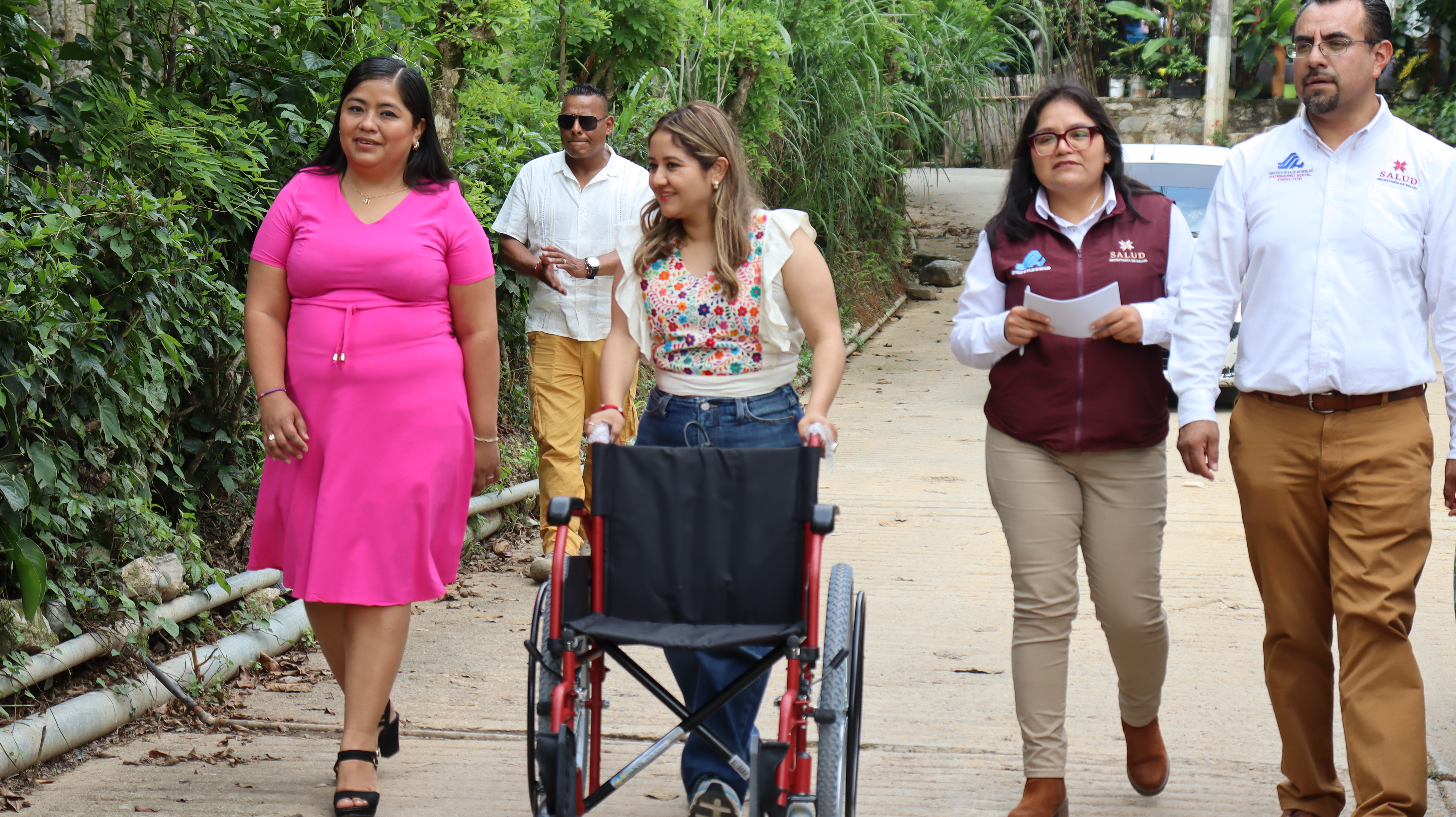 Apoyos funcionales y atención médica especializada para las familias de Huehuetla