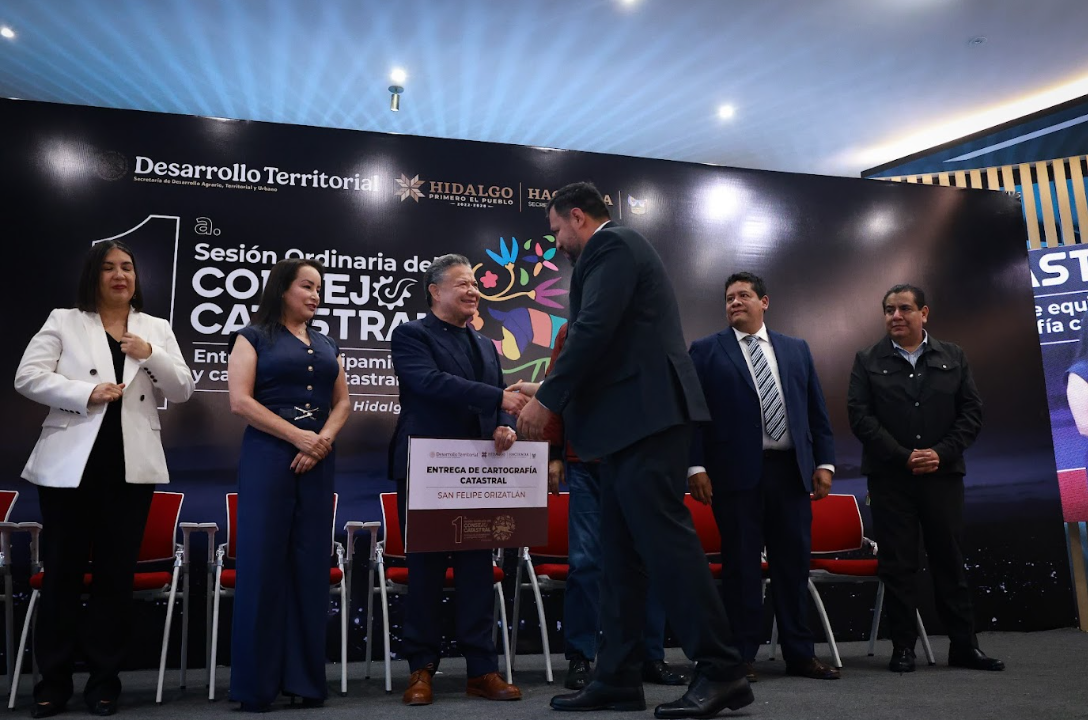 Julio Menchaca apuesta por modernización catastral en Hidalgo