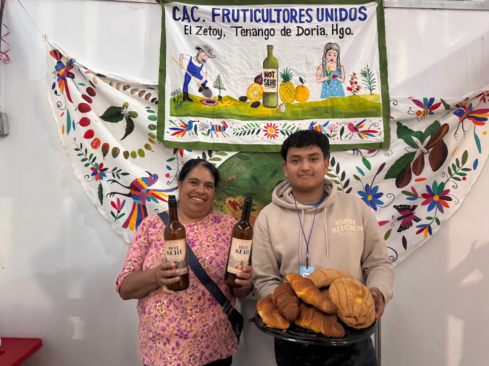 Tenango de Doria da sabor y colorido al Pabellón “Hidalgo Tiene Algo”