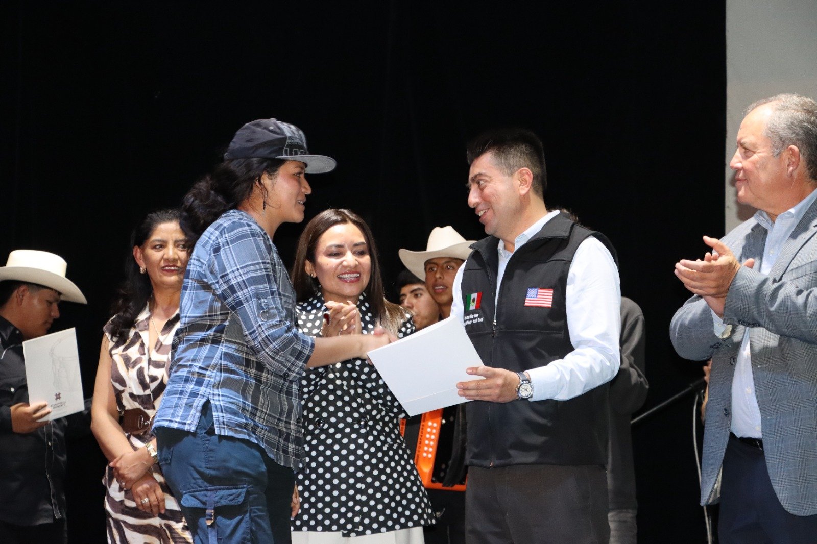 Promueve Sebiso Festival Internacional de la Barbacoa y el Ximbo en California