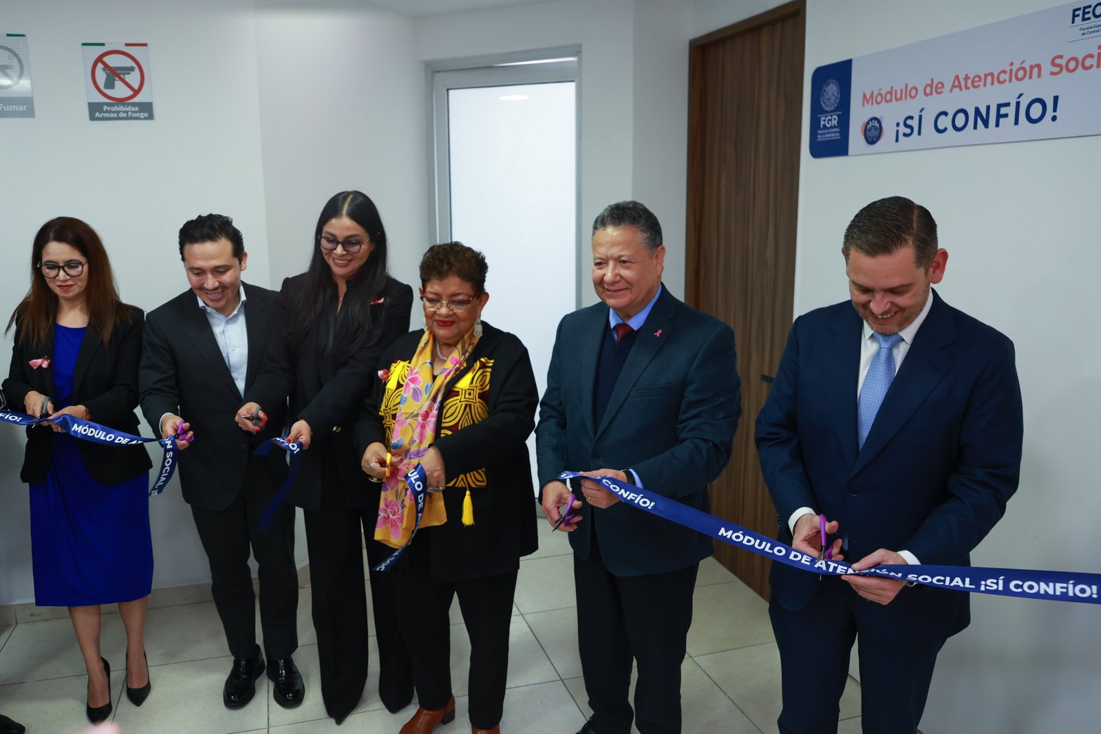 Ernestina Godoy y Julio Menchaca inauguran los Módulos de Atención Social ¡Sí Confío! de la FGR